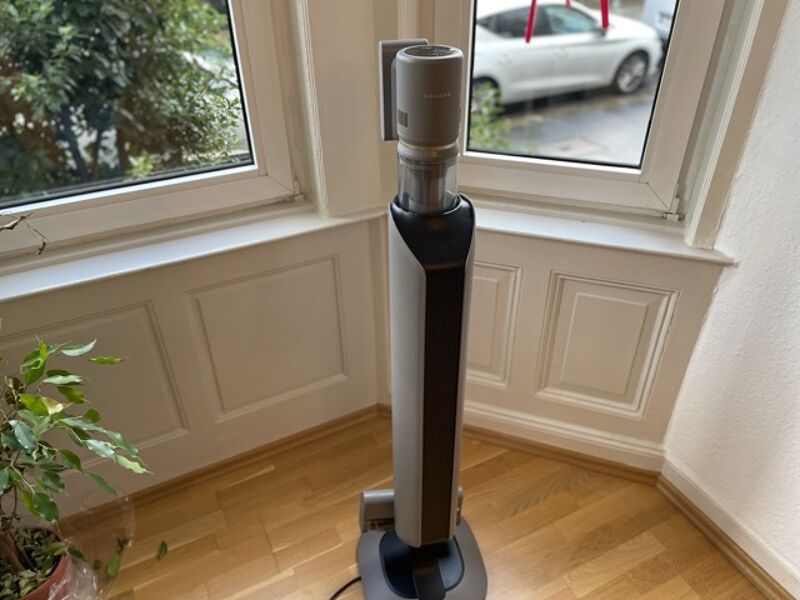 Die Servicestation des Dreame Z10 Station